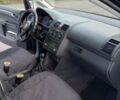 Черный Фольксваген Туран, объемом двигателя 1.6 л и пробегом 269 тыс. км за 6500 $, фото 4 на Automoto.ua