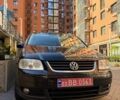 Черный Фольксваген Туран, объемом двигателя 1.6 л и пробегом 190 тыс. км за 6700 $, фото 1 на Automoto.ua