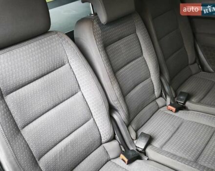 Черный Фольксваген Туран, объемом двигателя 2 л и пробегом 321 тыс. км за 5500 $, фото 30 на Automoto.ua