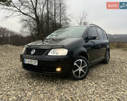 Черный Фольксваген Туран, объемом двигателя 1.9 л и пробегом 285 тыс. км за 6200 $, фото 12 на Automoto.ua