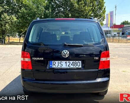 Черный Фольксваген Туран, объемом двигателя 1.4 л и пробегом 293 тыс. км за 3400 $, фото 3 на Automoto.ua