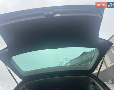 Черный Фольксваген Туран, объемом двигателя 1.9 л и пробегом 246 тыс. км за 7800 $, фото 23 на Automoto.ua