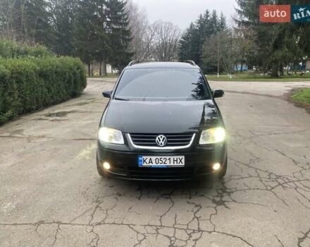 Чорний Фольксваген Туран, об'ємом двигуна 1.9 л та пробігом 390 тис. км за 6500 $, фото 2 на Automoto.ua