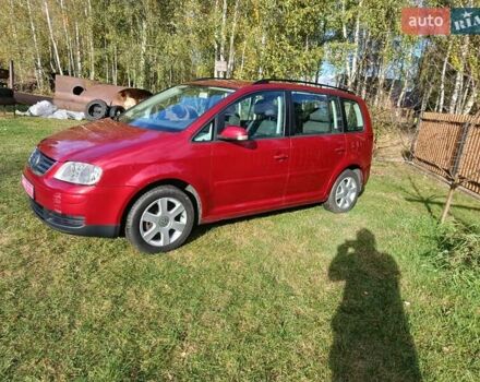 Черный Фольксваген Туран, объемом двигателя 1.6 л и пробегом 261 тыс. км за 4999 $, фото 8 на Automoto.ua