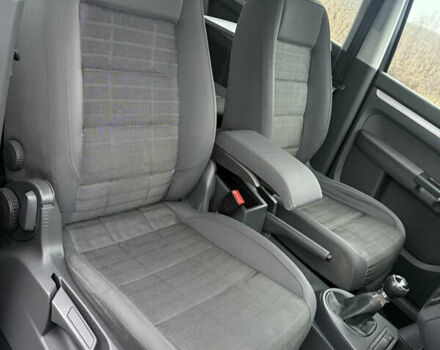 Чорний Фольксваген Туран, об'ємом двигуна 1.6 л та пробігом 220 тис. км за 6200 $, фото 20 на Automoto.ua