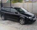 Черный Фольксваген Туран, объемом двигателя 1.4 л и пробегом 218 тыс. км за 6500 $, фото 1 на Automoto.ua
