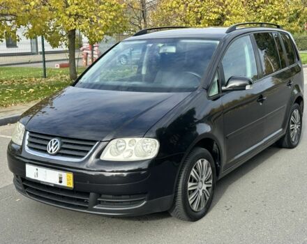 Черный Фольксваген Туран, объемом двигателя 1.9 л и пробегом 290 тыс. км за 3600 $, фото 5 на Automoto.ua