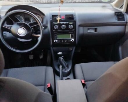 Чорний Фольксваген Туран, об'ємом двигуна 1.9 л та пробігом 327 тис. км за 5800 $, фото 1 на Automoto.ua