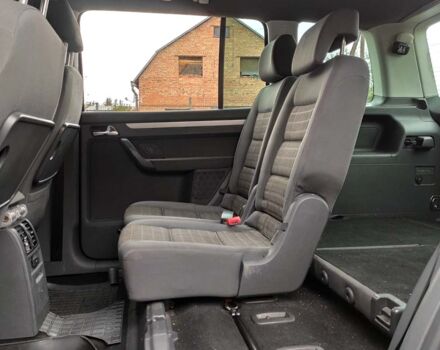 Черный Фольксваген Туран, объемом двигателя 1.6 л и пробегом 289 тыс. км за 5800 $, фото 13 на Automoto.ua