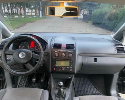 Чорний Фольксваген Туран, об'ємом двигуна 1.9 л та пробігом 290 тис. км за 6500 $, фото 11 на Automoto.ua