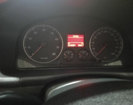 Черный Фольксваген Туран, объемом двигателя 1.4 л и пробегом 218 тыс. км за 6500 $, фото 9 на Automoto.ua