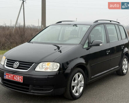 Чорний Фольксваген Туран, об'ємом двигуна 1.6 л та пробігом 220 тис. км за 6200 $, фото 6 на Automoto.ua