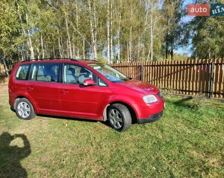 Черный Фольксваген Туран, объемом двигателя 1.6 л и пробегом 261 тыс. км за 4999 $, фото 10 на Automoto.ua