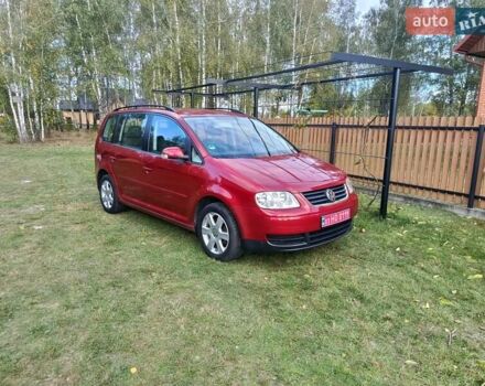 Черный Фольксваген Туран, объемом двигателя 1.6 л и пробегом 261 тыс. км за 4999 $, фото 3 на Automoto.ua