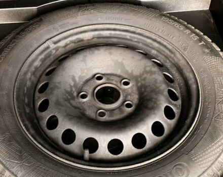 Черный Фольксваген Туран, объемом двигателя 1.6 л и пробегом 190 тыс. км за 6999 $, фото 29 на Automoto.ua