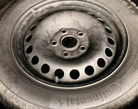 Черный Фольксваген Туран, объемом двигателя 1.6 л и пробегом 190 тыс. км за 6999 $, фото 28 на Automoto.ua