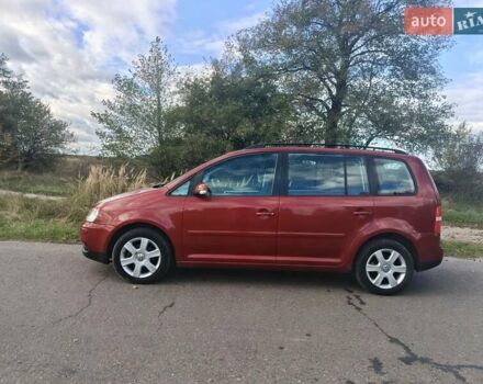 Черный Фольксваген Туран, объемом двигателя 1.6 л и пробегом 261 тыс. км за 4999 $, фото 27 на Automoto.ua