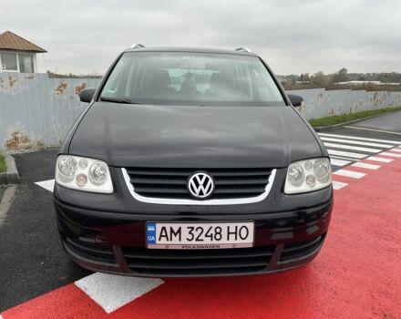 Чорний Фольксваген Туран, об'ємом двигуна 2 л та пробігом 339 тис. км за 6000 $, фото 2 на Automoto.ua