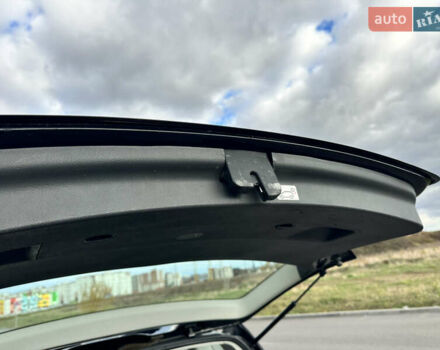 Фольксваген Туран 2006 в Виннице на Automoto.ua Черный Фольксваген Туран, объемом двигателя 1.6 л и пробегом 252 тыс. км за 7777 $, фото 28 на Automoto.ua