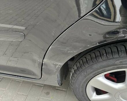 Черный Фольксваген Туран, объемом двигателя 1.97 л и пробегом 292 тыс. км за 6500 $, фото 7 на Automoto.ua