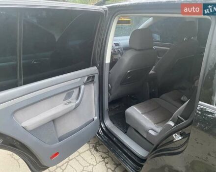 Чорний Фольксваген Туран, об'ємом двигуна 1.9 л та пробігом 390 тис. км за 6500 $, фото 10 на Automoto.ua