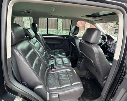 Черный Фольксваген Туран, объемом двигателя 2 л и пробегом 111 тыс. км за 4000 $, фото 17 на Automoto.ua