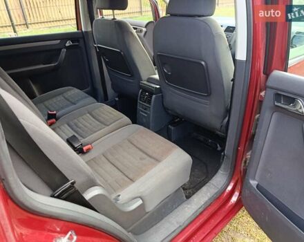 Черный Фольксваген Туран, объемом двигателя 1.6 л и пробегом 261 тыс. км за 4999 $, фото 34 на Automoto.ua