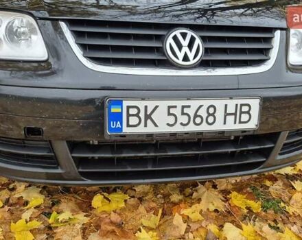 Черный Фольксваген Туран, объемом двигателя 1.39 л и пробегом 278 тыс. км за 5200 $, фото 10 на Automoto.ua