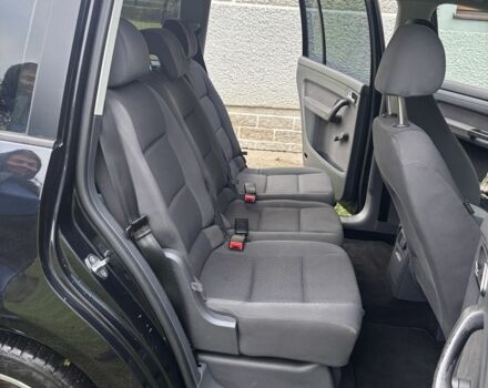 Чорний Фольксваген Туран, об'ємом двигуна 1.6 л та пробігом 207 тис. км за 7000 $, фото 6 на Automoto.ua