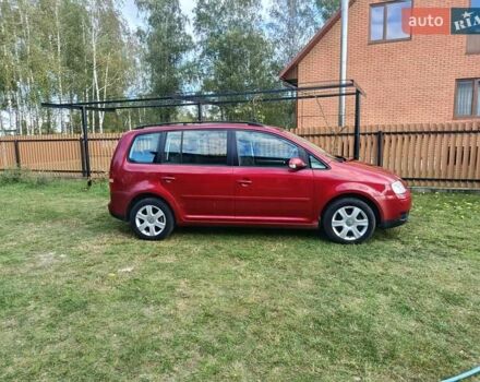 Черный Фольксваген Туран, объемом двигателя 1.6 л и пробегом 261 тыс. км за 4999 $, фото 12 на Automoto.ua