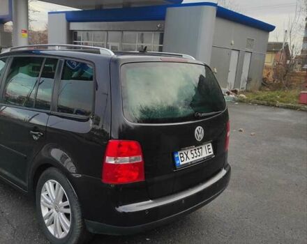 Черный Фольксваген Туран, объемом двигателя 2 л и пробегом 301 тыс. км за 6700 $, фото 11 на Automoto.ua