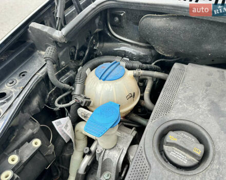 Фольксваген Туран 2006 в Виннице на Automoto.ua Черный Фольксваген Туран, объемом двигателя 1.6 л и пробегом 252 тыс. км за 7777 $, фото 66 на Automoto.ua