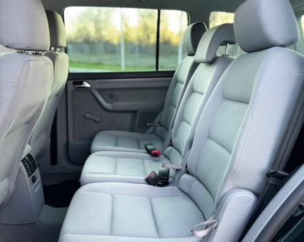 Чорний Фольксваген Туран, об'ємом двигуна 0 л та пробігом 212 тис. км за 6300 $, фото 7 на Automoto.ua