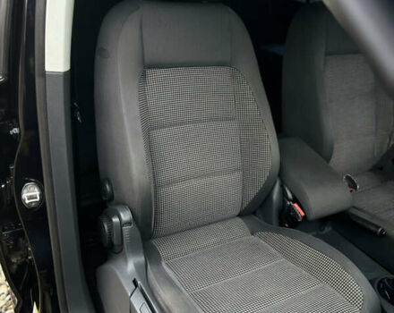 Черный Фольксваген Туран, объемом двигателя 1.9 л и пробегом 285 тыс. км за 6200 $, фото 25 на Automoto.ua