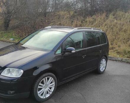 Черный Фольксваген Туран, объемом двигателя 2 л и пробегом 301 тыс. км за 6700 $, фото 9 на Automoto.ua