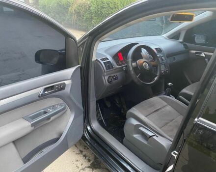 Чорний Фольксваген Туран, об'ємом двигуна 1.9 л та пробігом 290 тис. км за 6500 $, фото 7 на Automoto.ua