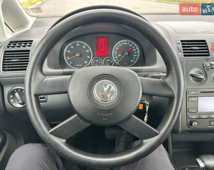 Фольксваген Туран 2006 в Виннице на Automoto.ua Черный Фольксваген Туран, объемом двигателя 1.6 л и пробегом 252 тыс. км за 7777 $, фото 43 на Automoto.ua