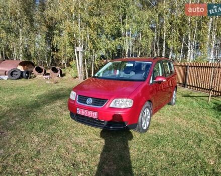 Черный Фольксваген Туран, объемом двигателя 1.6 л и пробегом 261 тыс. км за 4999 $, фото 17 на Automoto.ua