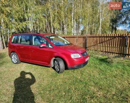 Черный Фольксваген Туран, объемом двигателя 1.6 л и пробегом 261 тыс. км за 4999 $, фото 18 на Automoto.ua