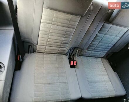 Черный Фольксваген Туран, объемом двигателя 1.6 л и пробегом 261 тыс. км за 4999 $, фото 36 на Automoto.ua