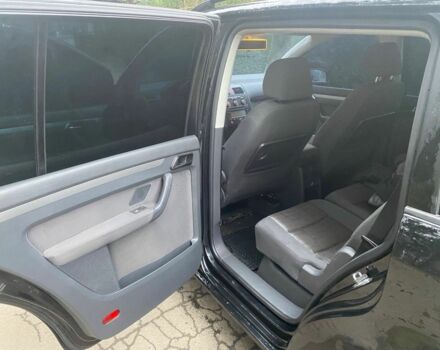 Чорний Фольксваген Туран, об'ємом двигуна 1.9 л та пробігом 290 тис. км за 6500 $, фото 10 на Automoto.ua