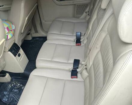 Черный Фольксваген Туран, объемом двигателя 1.97 л и пробегом 360 тыс. км за 7200 $, фото 2 на Automoto.ua