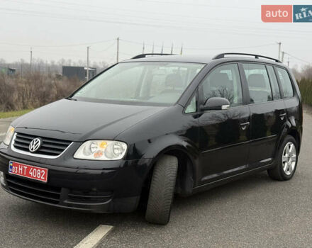 Чорний Фольксваген Туран, об'ємом двигуна 1.6 л та пробігом 220 тис. км за 6200 $, фото 2 на Automoto.ua