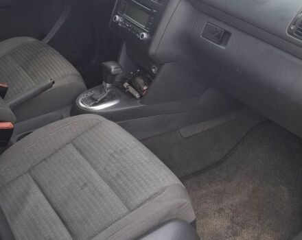 Черный Фольксваген Туран, объемом двигателя 2 л и пробегом 485 тыс. км за 4550 $, фото 4 на Automoto.ua