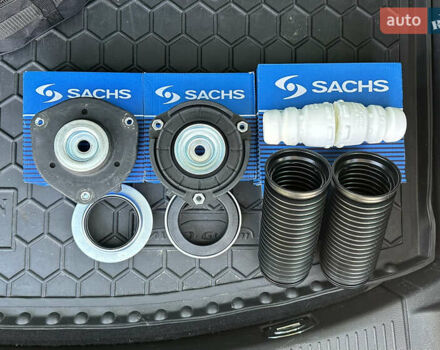 Чорний Фольксваген Туран, об'ємом двигуна 1.97 л та пробігом 270 тис. км за 8300 $, фото 48 на Automoto.ua