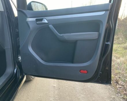 Чорний Фольксваген Туран, об'ємом двигуна 1.9 л та пробігом 367 тис. км за 3400 $, фото 12 на Automoto.ua