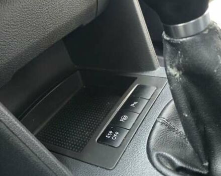 Чорний Фольксваген Туран, об'ємом двигуна 1.97 л та пробігом 240 тис. км за 7300 $, фото 15 на Automoto.ua