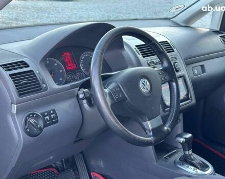 Черный Фольксваген Туран, объемом двигателя 2 л и пробегом 260 тыс. км за 7890 $, фото 20 на Automoto.ua