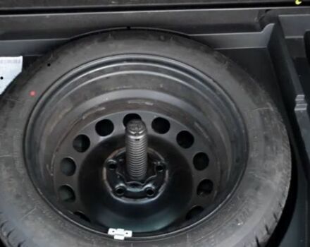 Черный Фольксваген Туран, объемом двигателя 2 л и пробегом 216 тыс. км за 5399 $, фото 16 на Automoto.ua