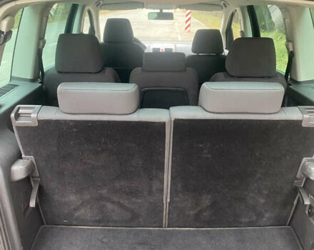 Чорний Фольксваген Туран, об'ємом двигуна 1.39 л та пробігом 187 тис. км за 6500 $, фото 17 на Automoto.ua